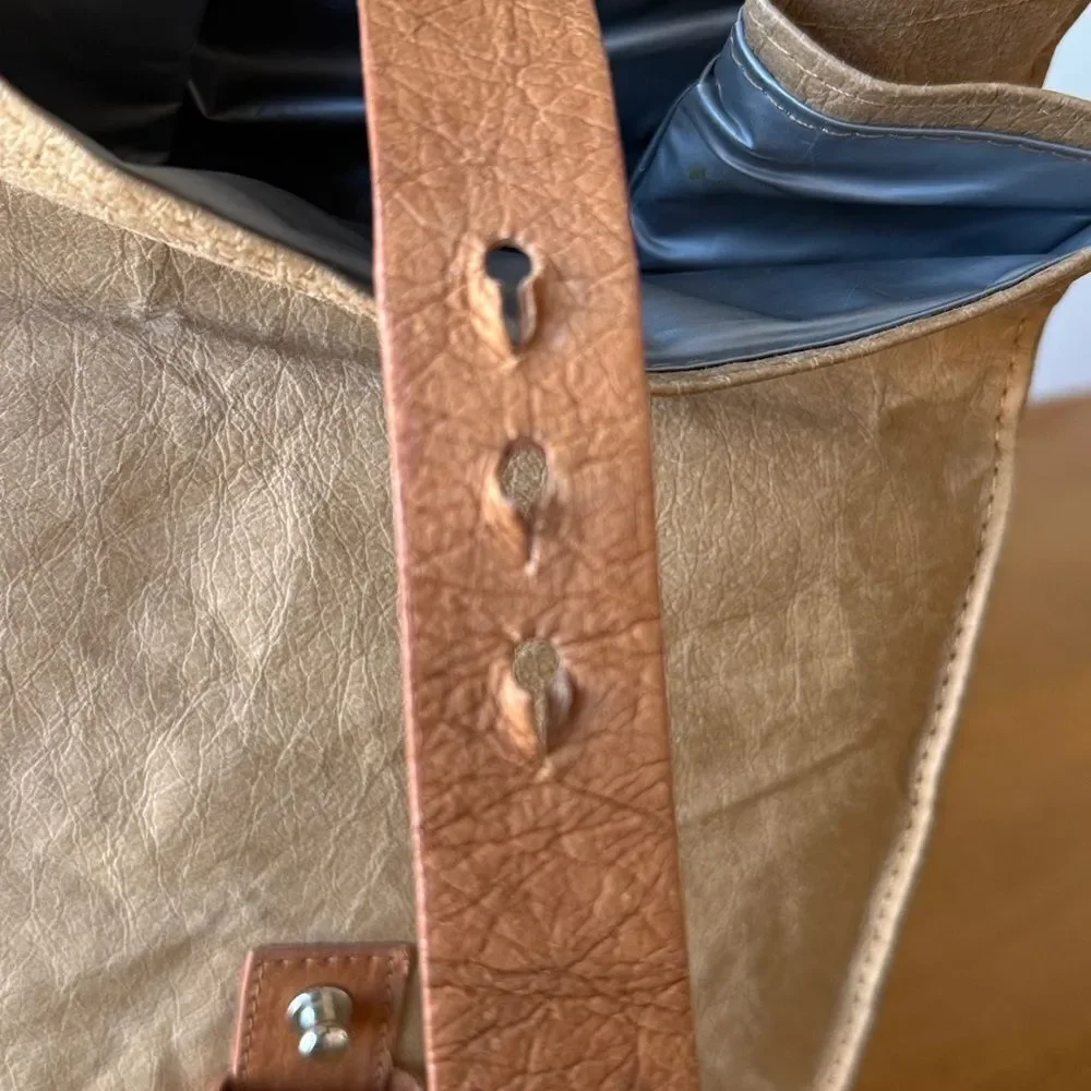 Out of the Woods insulated lunch bag